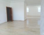 Espacioso y Elegante Apto. en Naco – Piso Alto ✨  US$ 2,300 - Apartamentos en Santo Domingo