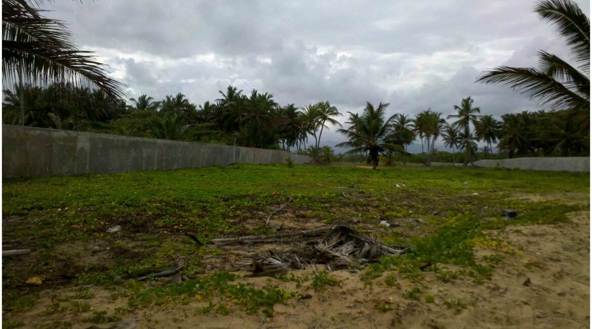 Vendo 1.5 Millón de Mts.2 CON PLAYA en UVERO ALTO o 900,000 o  600,000, PUNCA CANA, DE OPORTUNIDAD