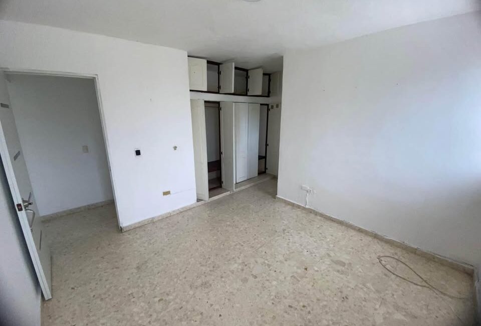 3er Piso disponible a la venta en Alma Rosa ll
