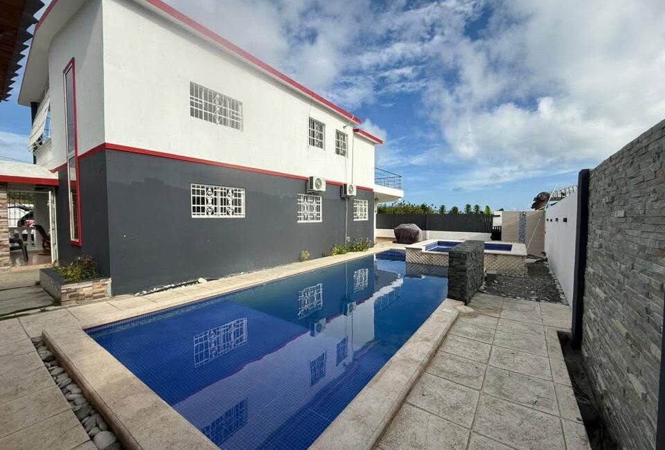 Villa en venta ubicado en la comunidad de Matanza, Bani cerca de la playa