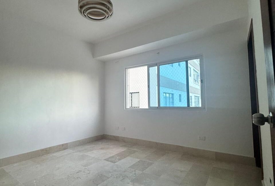 Vendo  o Alquilo Apto en Torre moderna  del  VERGEL,  2 HABS, 147 Mts.2, 5to Piso, METROPOLITANA, REBAJADA