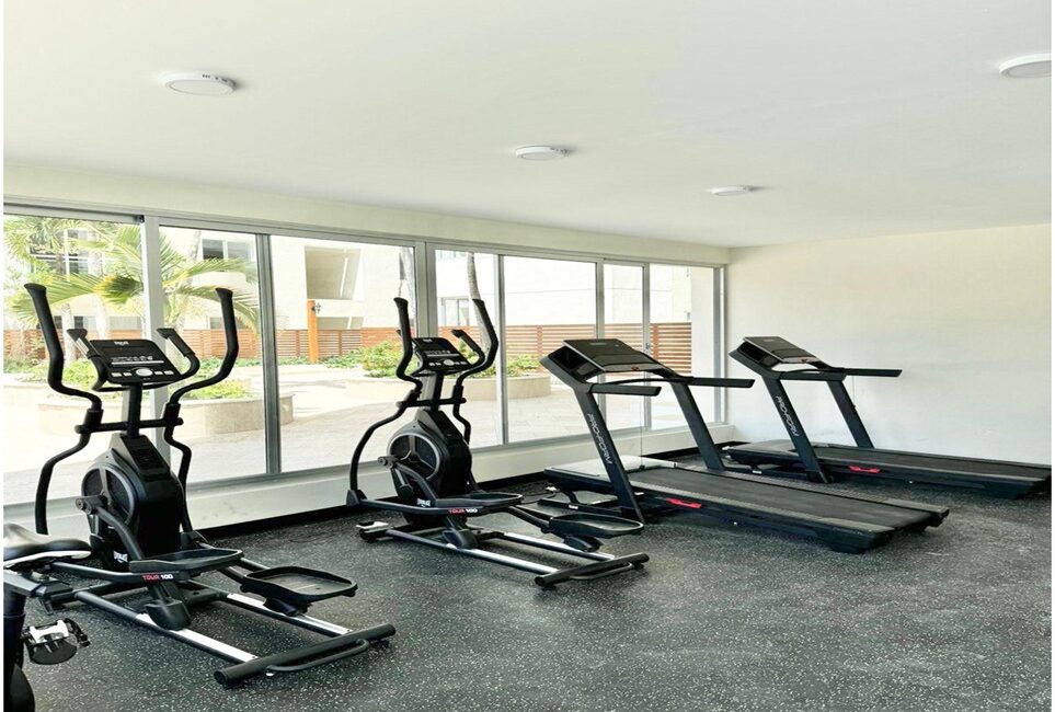 VENDO O ALQUILO PENTHOUSE 3 HABS.,  AMUEBLADO, BOCA CHICA, BOCA DEL MAR III, VISTA AL MAR Y A LA CIUDAD