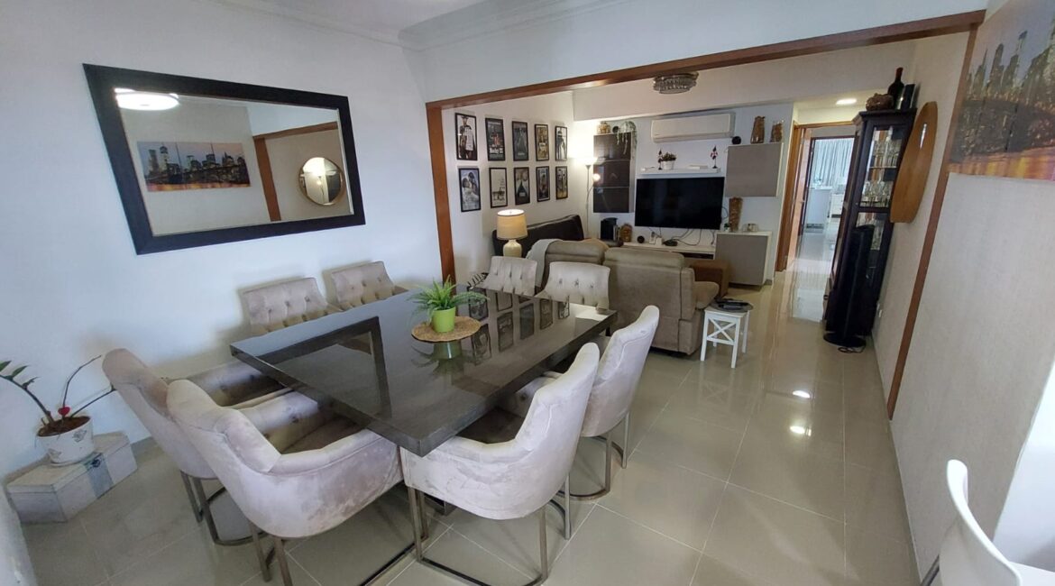 Apartamento en venta ensanches paraíso