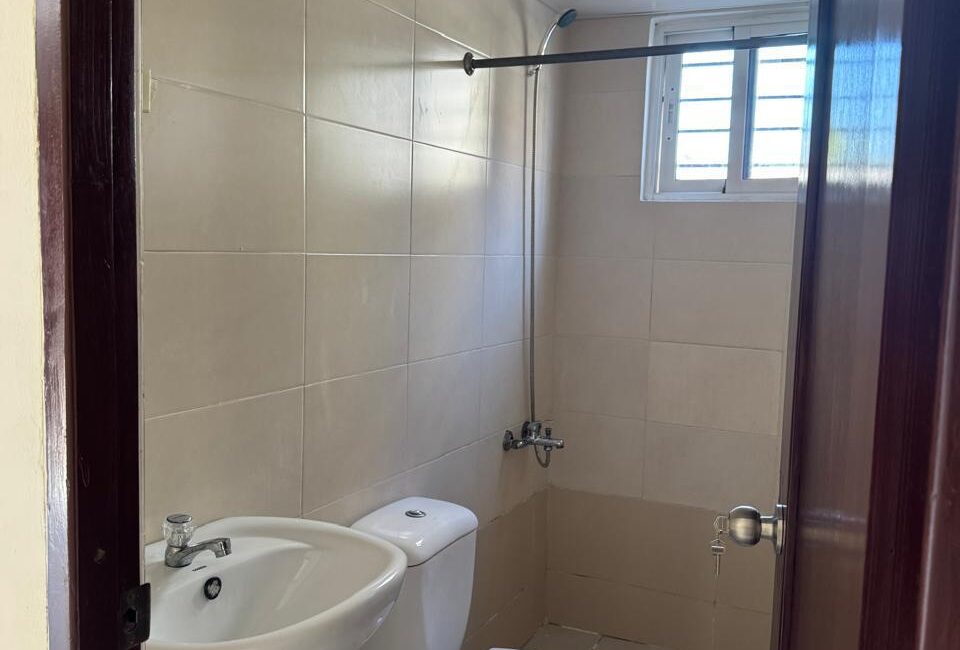 Apartamento en venta en los corales del sur