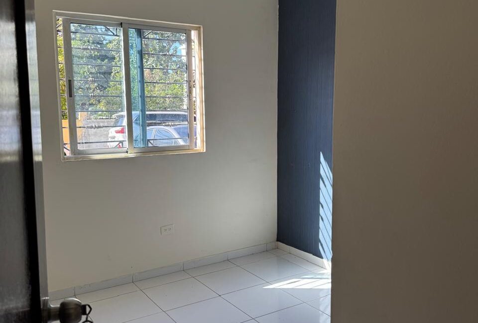 Apartamento en venta en los corales del sur