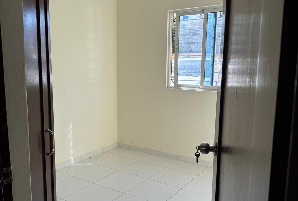 Apartamento en venta en los corales del sur