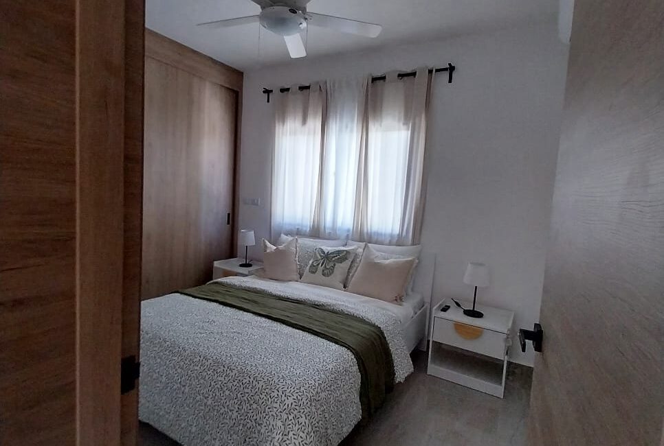 En Venta Exclusivo Townhouse con zona de BBQ , piscina y acceso privado a la playa a 15 minutos del aeropuerto en Punta Cana República Dominicana