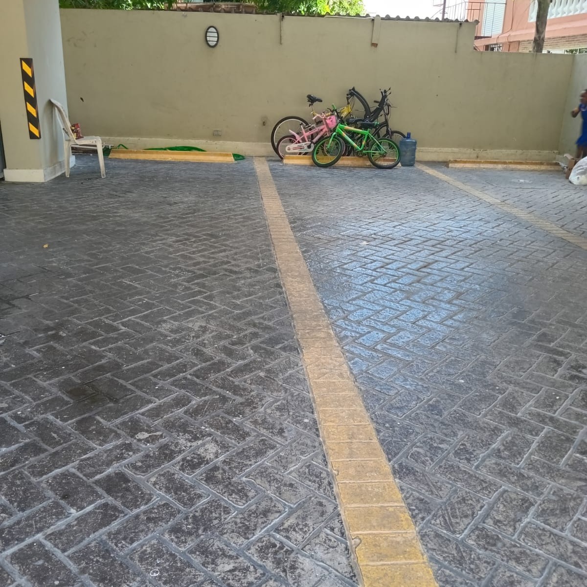 parqueo - en