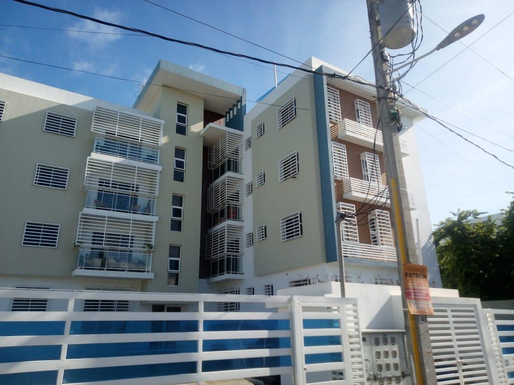 Vendo apartamento en unas de las zonas de mayor desarrollo en Santo Domingo Este