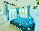 VENDO EXCLUSIVO APTO CON VISTA AL MAR DE 360 GRADOS EN BOCA CHICA, 2 HABS., 115 Mts.2, 3 BALCONES Y CON LA MEJOR UBICACIÓN - Apartamentos en Boca Chica