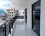🏡 ¿Todavía pagas alquiler en Santo Domingo Este? 🙏 Esto es para ti. Llegó NEREYDA 2 – PROYECTO LA BENDICIÓN DE PAPÁ DIOS en Prado Oriental. Y no te voy a mentir… el 4to y 5to nivel ya están VENDIDOS ❌ Solo quedan 3 unidades. LISTAS PARA ENTREGA. 🔑 - Apartamentos en San Isidro