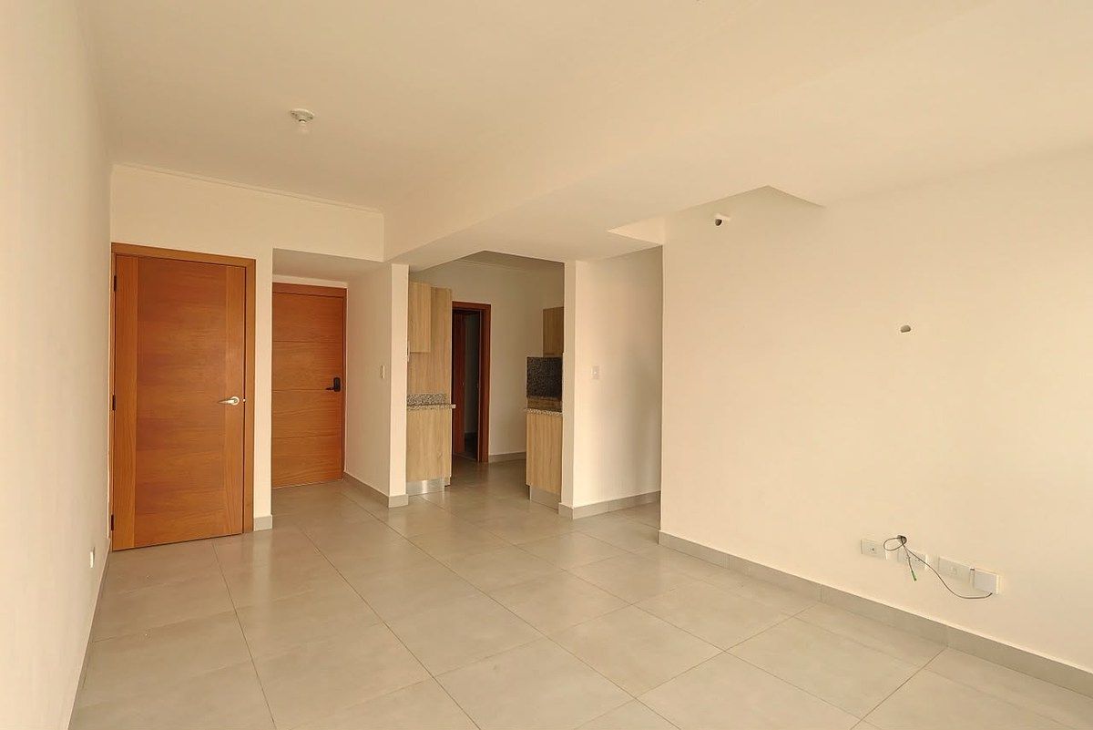 APARTAMENTO EN EVARISTO MORALES, IDEAL PARA INVERSION