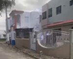 una gran oportunidad de inversión Casa de 341.88 m² con patio amplio, una esquina completa a la venta en Bonao zonas residencial más información. Contáctame al 849-208-7686. Cuenta con financiamiento disponible 20% de inicial y hasta 80% en cuotas - Casas en Bonao