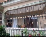 una gran oportunidad de inversión Casa de 341.88 m² con patio amplio, una esquina completa a la venta en Bonao zonas residencial más información. Contáctame al 849-208-7686. Cuenta con financiamiento disponible 20% de inicial y hasta 80% en cuotas - Casas en Bonao